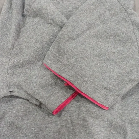 Gray Polo Shirt with Red Accents - Picture 7 of 7